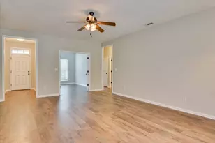 326 Foxchase Cir, North Augusta, SC 29860 - Photo 2