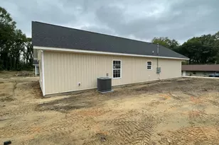 627 Clary St, Thomson, GA 30824 - Photo 4