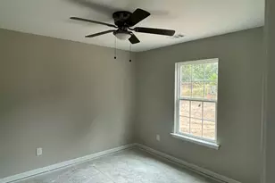 627 Clary St, Thomson, GA 30824 - Photo 12