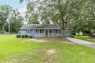 240 Camelia St, Barnwell, SC 29812 - Photo 2