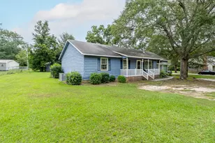 240 Camelia St, Barnwell, SC 29812 - Photo 4