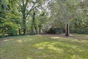 818 Walnut St, Louisville, GA 30434 - Photo 38