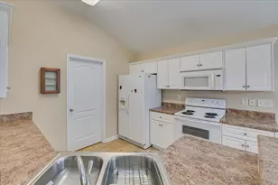 1274 Oxpens Rd, Warrenville, SC 29851 - Photo 8