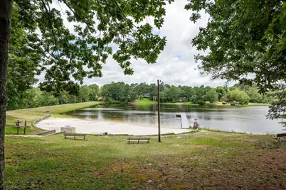 614 W Lakeside, Aiken, SC 29803 - Photo 2