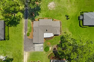 821 Harvey St, Millen, GA 30442 - Photo 8