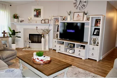 4661 Turning Leaf Drive, Gillsville, GA 30543 - Photo 6