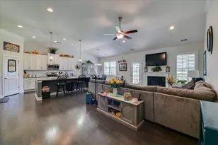 142 Fitzsimmon's Dr, North Augusta, SC 29860 - Photo 8