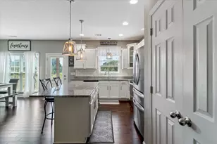 1609 Rock House Rd, Greenwood, SC 29646 - Photo 14