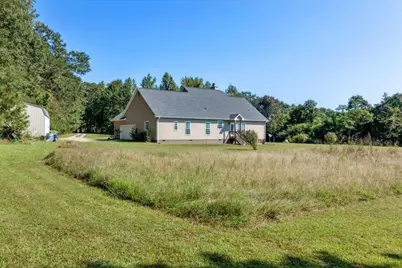 1609 Rock House Road, Greenwood, SC 29646 - Photo 6