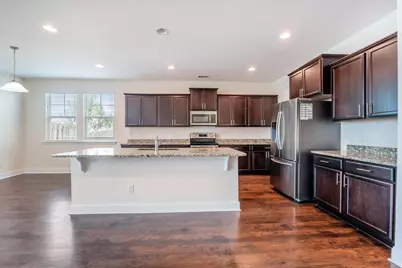 105 Grimsby Road, Savannah, GA 34107 - Photo 10