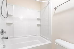 105 Grimsby Rd, Savannah, GA 34107 - Photo 44