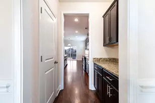 105 Grimsby Rd, Savannah, GA 34107 - Photo 6