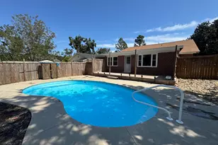 215 Church St, Edgefield, SC 29824 - Photo 2