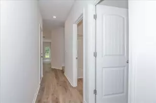 317 NW Bordeaux Dr, Thomson, GA 30824 - Photo 4