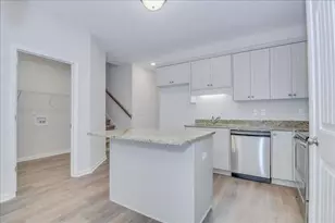 317 NW Bordeaux Dr, Thomson, GA 30824 - Photo 6