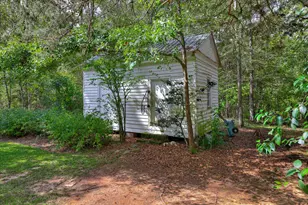 621 Meeting Street Rd, Edgefield, SC 29824 - Photo 38