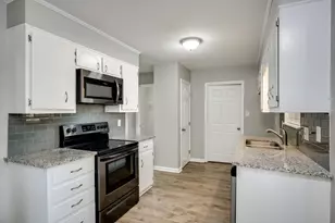 3829 Villa Ln, Martinez, GA 30907 - Photo 12