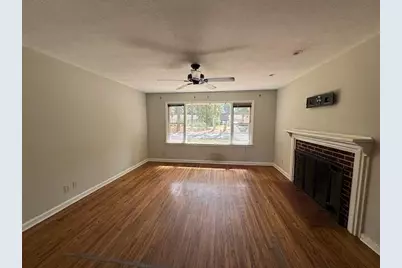 329 W Railroad Avenue, Batesburg-Leesville, SC 29006 - Photo 2