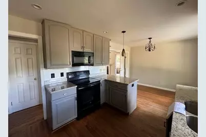 329 W Railroad Avenue, Batesburg-Leesville, SC 29006 - Photo 4