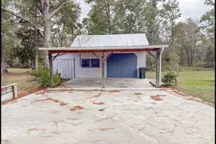 211 Railroad St, Garfield, GA 30425 - Photo 14