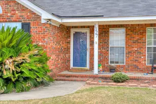 1327 Apache Tr, Hephzibah, GA 30815 - Photo 2