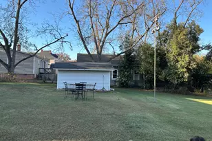 116 Lee St, Thomson, GA 30824 - Photo 6