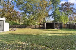 261 Myrtle St, Gloverville, SC 29828 - Photo 6