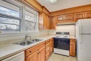 214 Maywood Dr, Martinez, GA 30907 - Photo 6