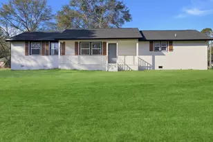 2075 Lakeview Dr, Johnston, SC 29832 - Photo 1