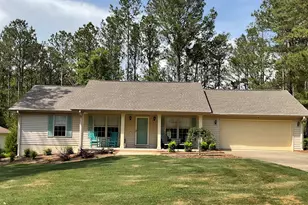 212 Links Pl, McCormick, SC 29835 - Photo 1