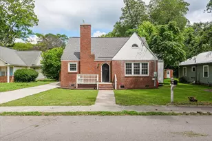 328 NE Kershaw St, Aiken, SC 29801 - Photo 1