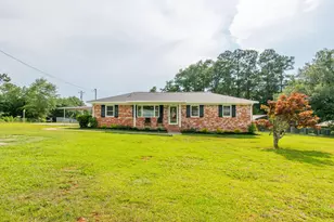 1301 Morningside Dr, Aiken, SC 29801 - Photo 1