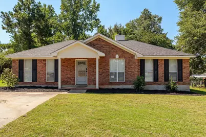 1018 Cedarview Circle, Hephzibah, GA 30815 - Photo 1