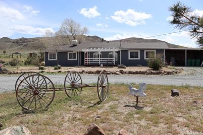 4565 Winnemucca Ranch Rd - Photo 1