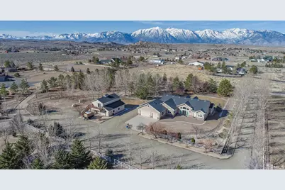 1487 Carlson Dr, Gardnerville, NV 89410 - Photo 1