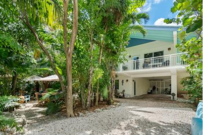 142 Fontaine Drive, Islamorada, FL 33070 - Photo 1