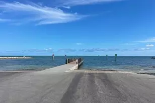 102 Harry Harris Dr, Tavernier, FL 33070 - Photo 2