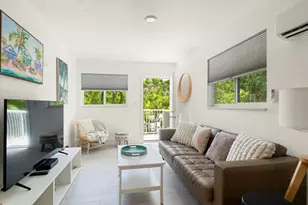 102 Harry Harris Dr, Tavernier, FL 33070 - Photo 2