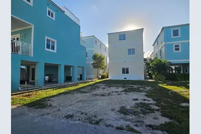 94825 Overseas Highway #68, Key Largo, FL 33037 - Photo 2