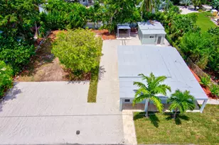 15 Seaside Ave, Key Largo, FL 33037 - Photo 1