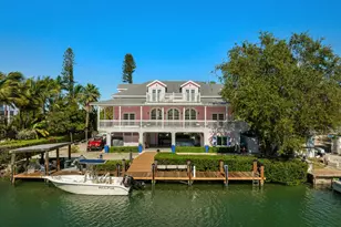 415 Palm Dr, Islamorada, FL 33036 - Photo 1