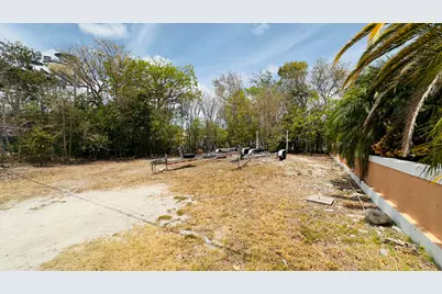 8 S Exuma Road, Key Largo, FL 33037 - Photo 2