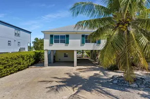 27415 Barbuda Ln, Ramrod, FL 33042 - Photo 4