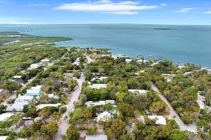 71 N Bay Harbor Dr, Key Largo, FL 33037 - Photo 40