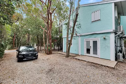 71 N Bay Harbor Drive, Key Largo, FL 33037 - Photo 34