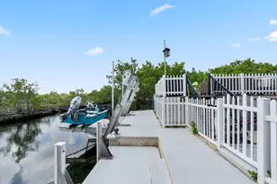 3746 Park Ave, Big Pine, FL 33043 - Photo 50