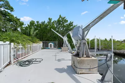 3746 Park Avenue, Big Pine, FL 33043 - Photo 48