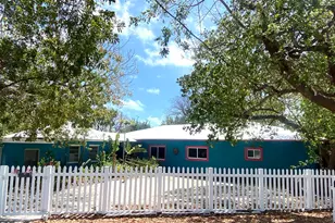 129 Lazy Ln, Key Largo, FL 33037 - Photo 2