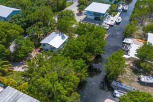 30881 Witters Ln, Big Pine, FL 33043 - Photo 36