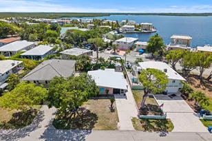 412 3rd St, Key Largo, FL 33037 - Photo 4